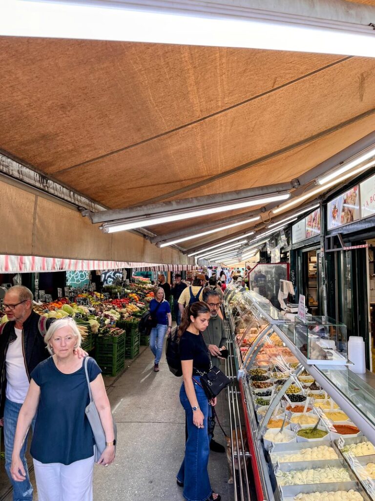 Vienna Naschmarkt Tour